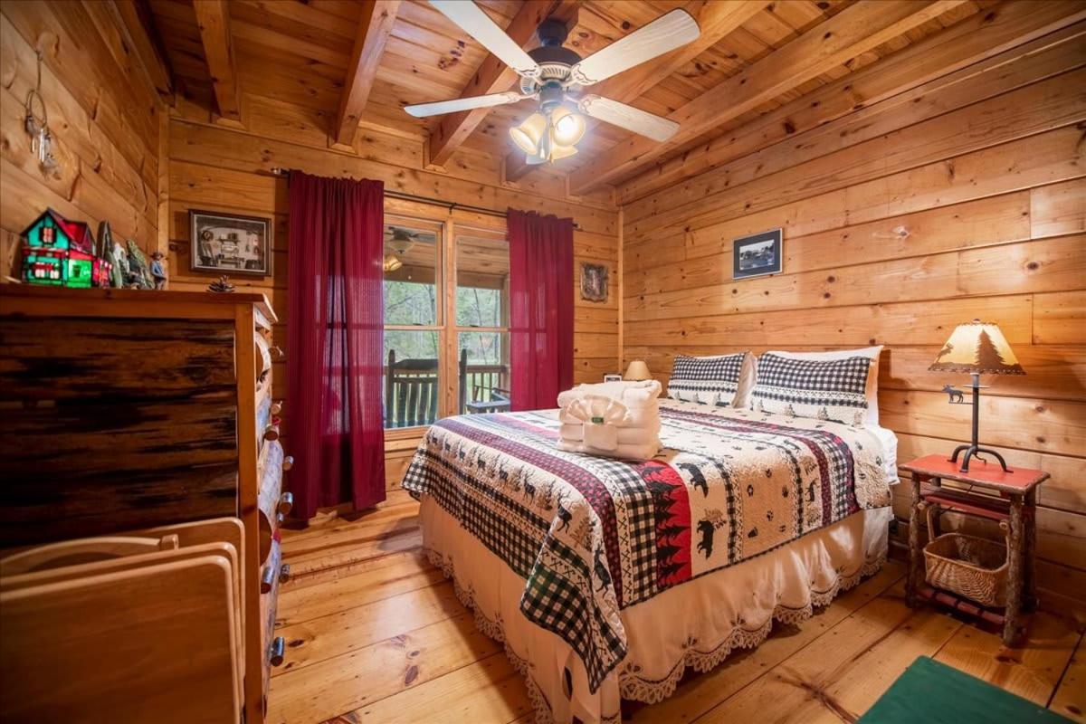 Cozy Cabin Beside Briar Creek, Fire Pit, Wifi Villa Ellijay Dış mekan fotoğraf