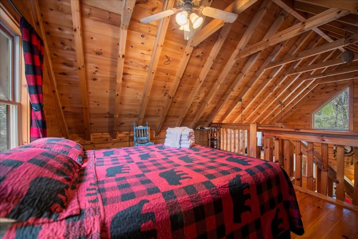 Cozy Cabin Beside Briar Creek, Fire Pit, Wifi Villa Ellijay Dış mekan fotoğraf